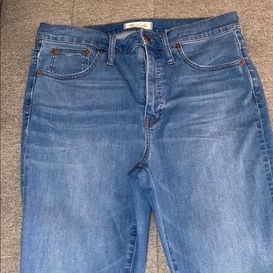 Madewell Cali Demi Boot jeans size 31. Light wash